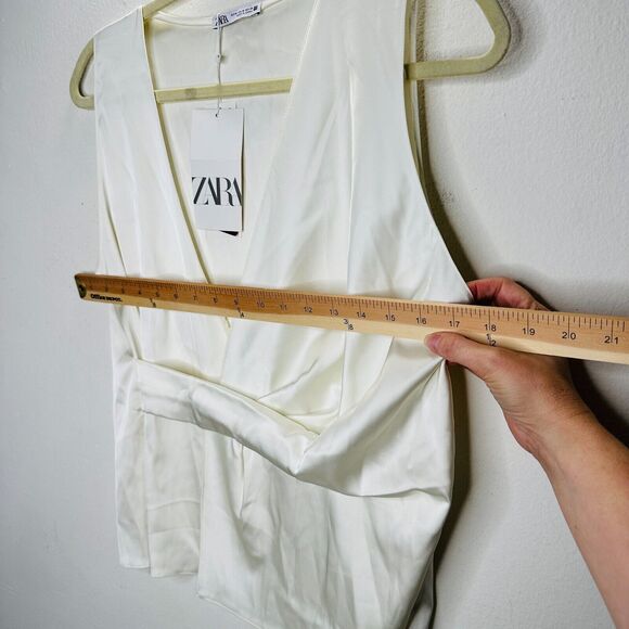 NWT Zara Cream Satin Sleeveless Knotted Front Effect Faux Wrap Blouse Top M - Picture 12 of 13